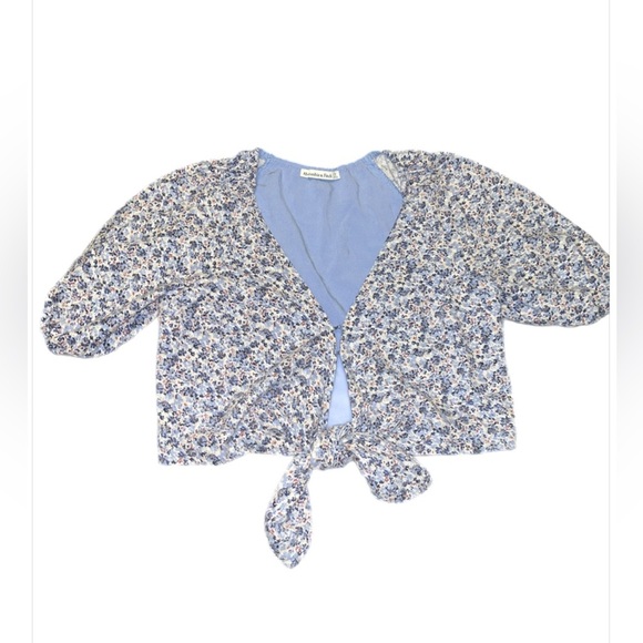 Abercrombie & Fitch Blue Floral Crop Top - Picture 3 of 3